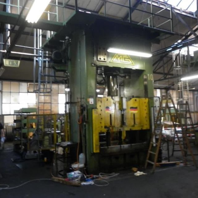 Pressenzylinder kopfseitig neu dichten